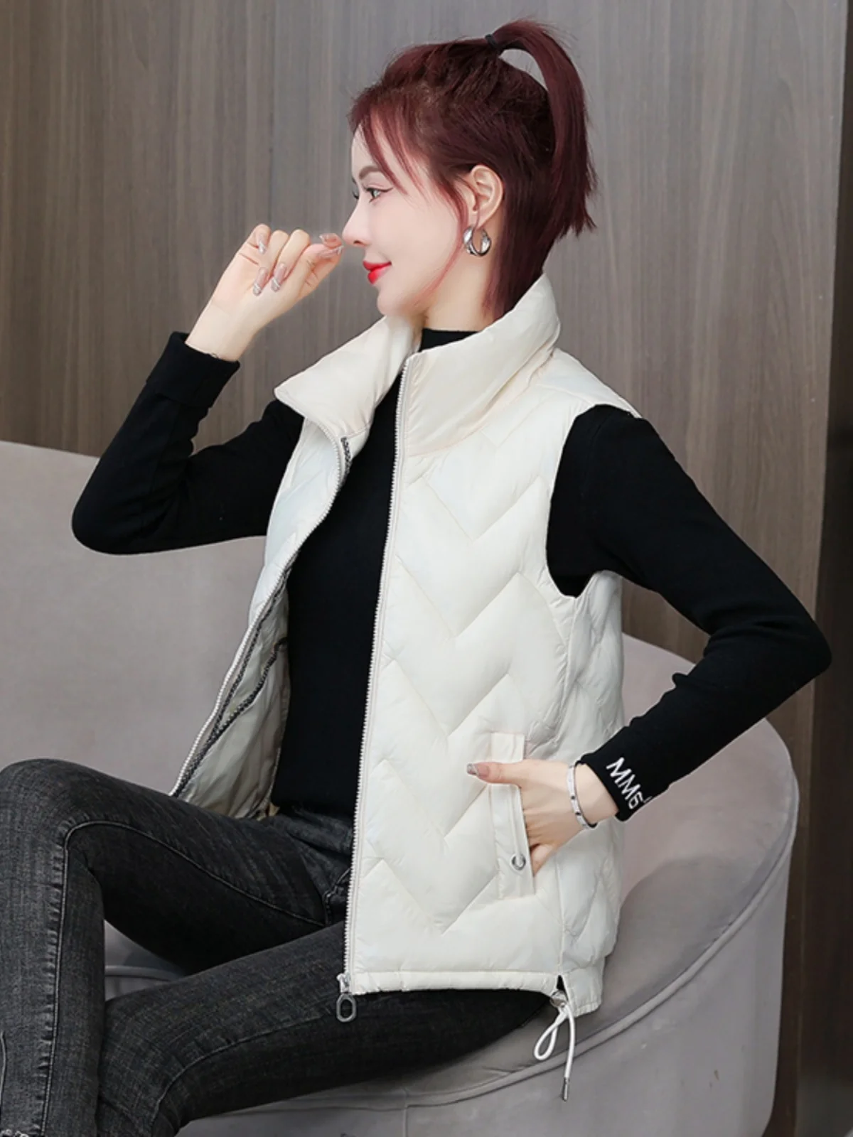 

Женский утепленный хлопковый жилет 2025 года, осенне-зимняя коллекция, корейская версия, с воротником-стойкой, универсальная хлопковая куртка-жилет с подплечниками