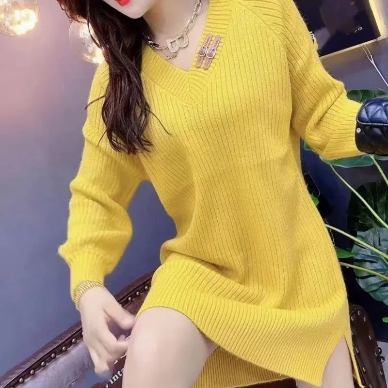 Autumn and Winter New Women\'s Doubles Leather Strap Medium Long Version with Bright Thread Knitted Temperament Sweater Dress