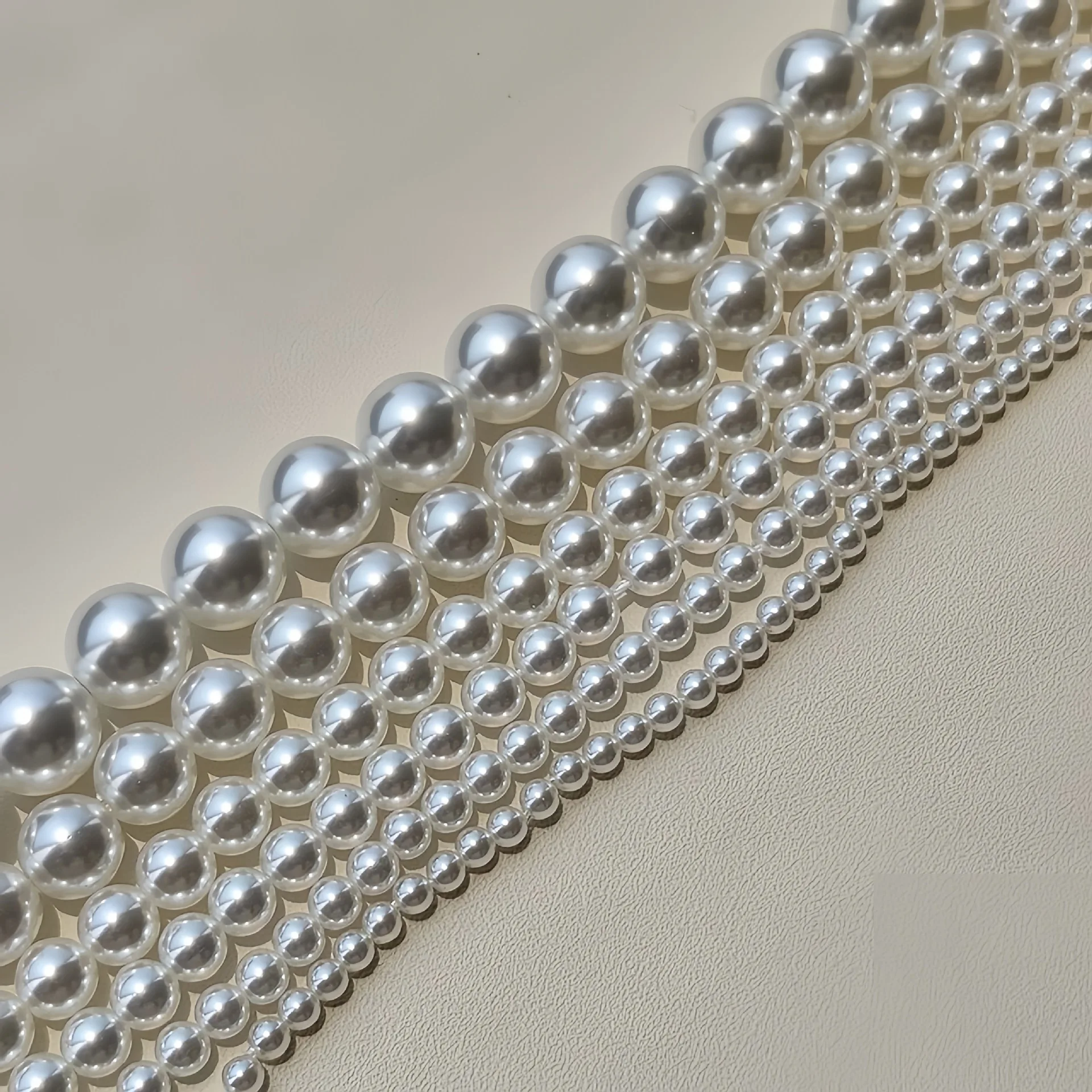 

Australian white Nanyang scattered pearls, strong light, Shijia shells, pearls, necklaces, jewelry wholesale