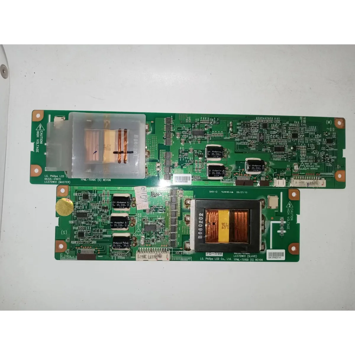 

For Hisense Tlm3737 High Voltage Board 6632L-0197C/0198C 6632L-0197D/0198D One Set