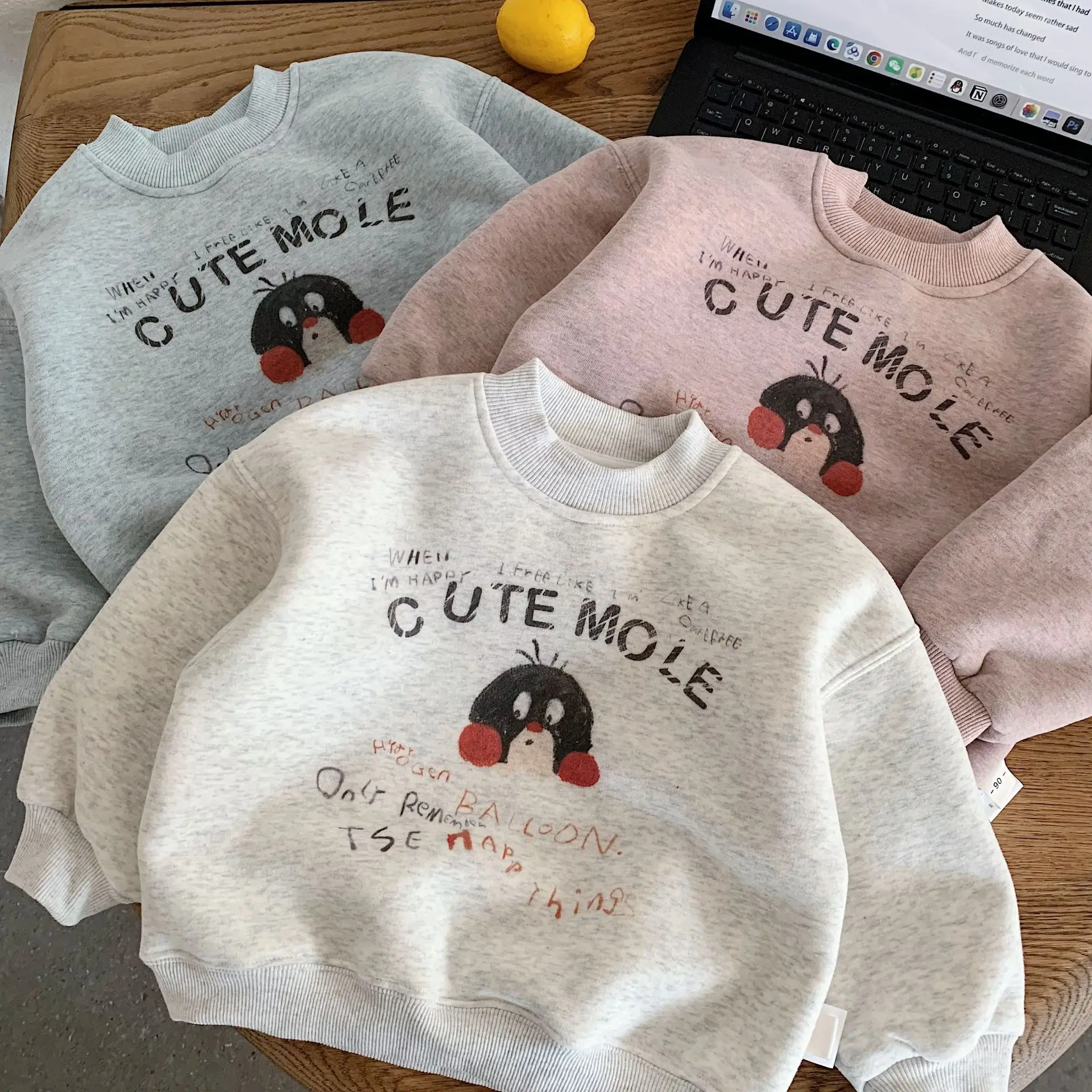 Children's Clothing with Fleece Hoodie 2026 Winter New Item, Boys' Cartoon Pullover Base Shirt, Girls' Baby Winter Top