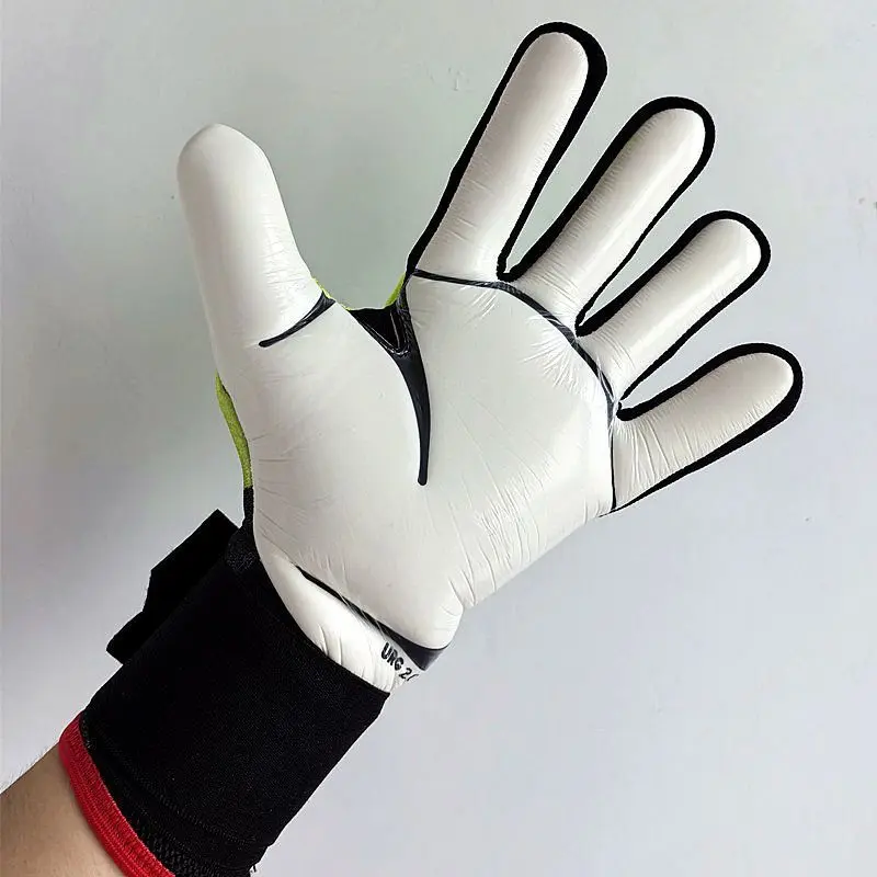 Goalkeeper gloves, adult and adolescent latex, anti slip, with wrist protection for matches. Goalkeeper gloves