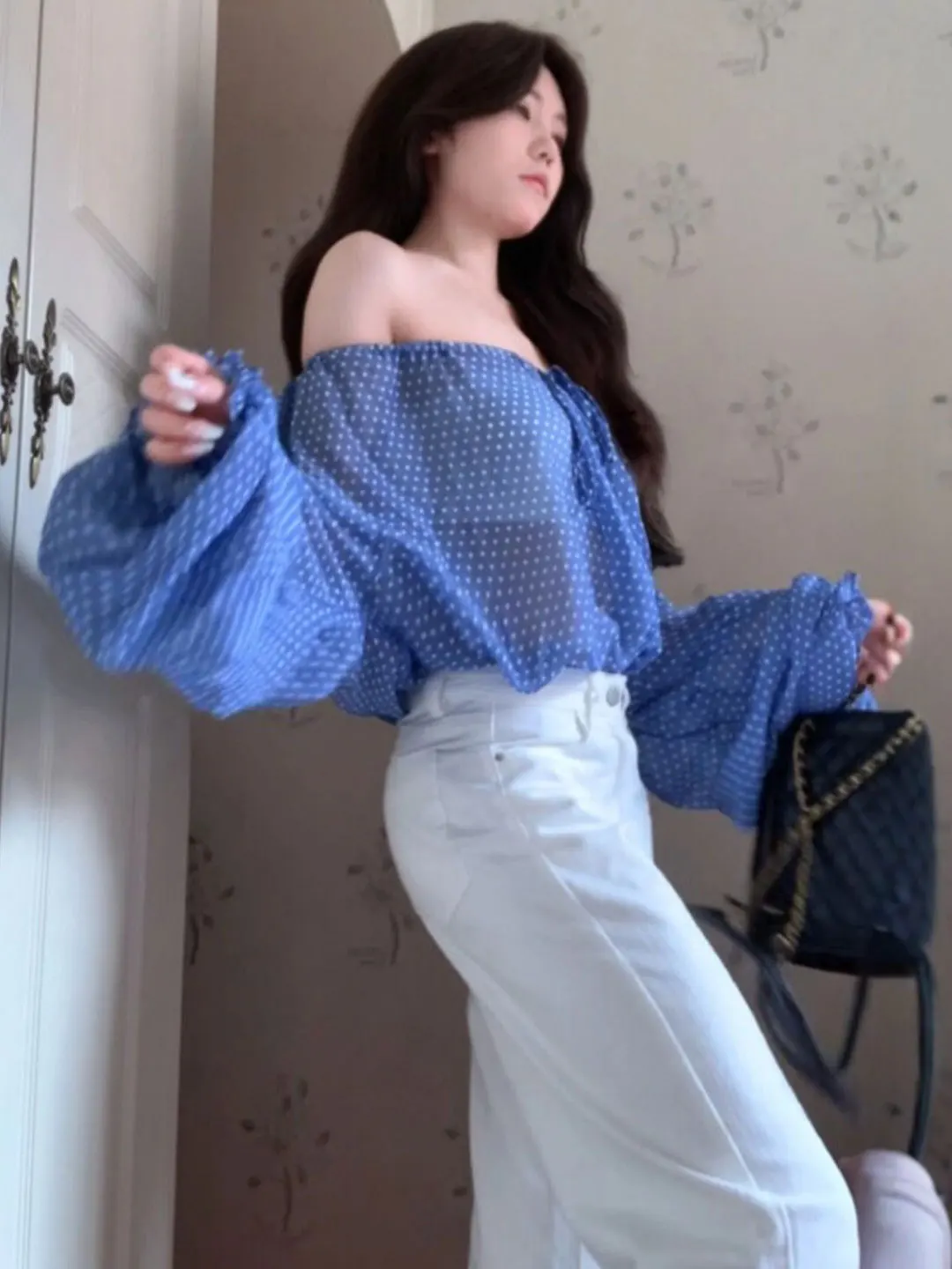 

French Style Gentle Wind One Shoulder Short Sleeve Long Shirt Unique Design Beautiful Top for Women Summer 2025 Casual Wear