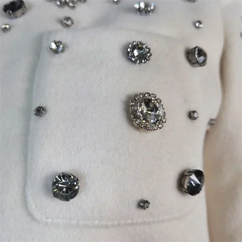 Chaqueta de Cachemira de dos caras para mujer, chaqueta blanca informal de lana con bolsillos y cuello redondo, bordada con diamantes, moda de