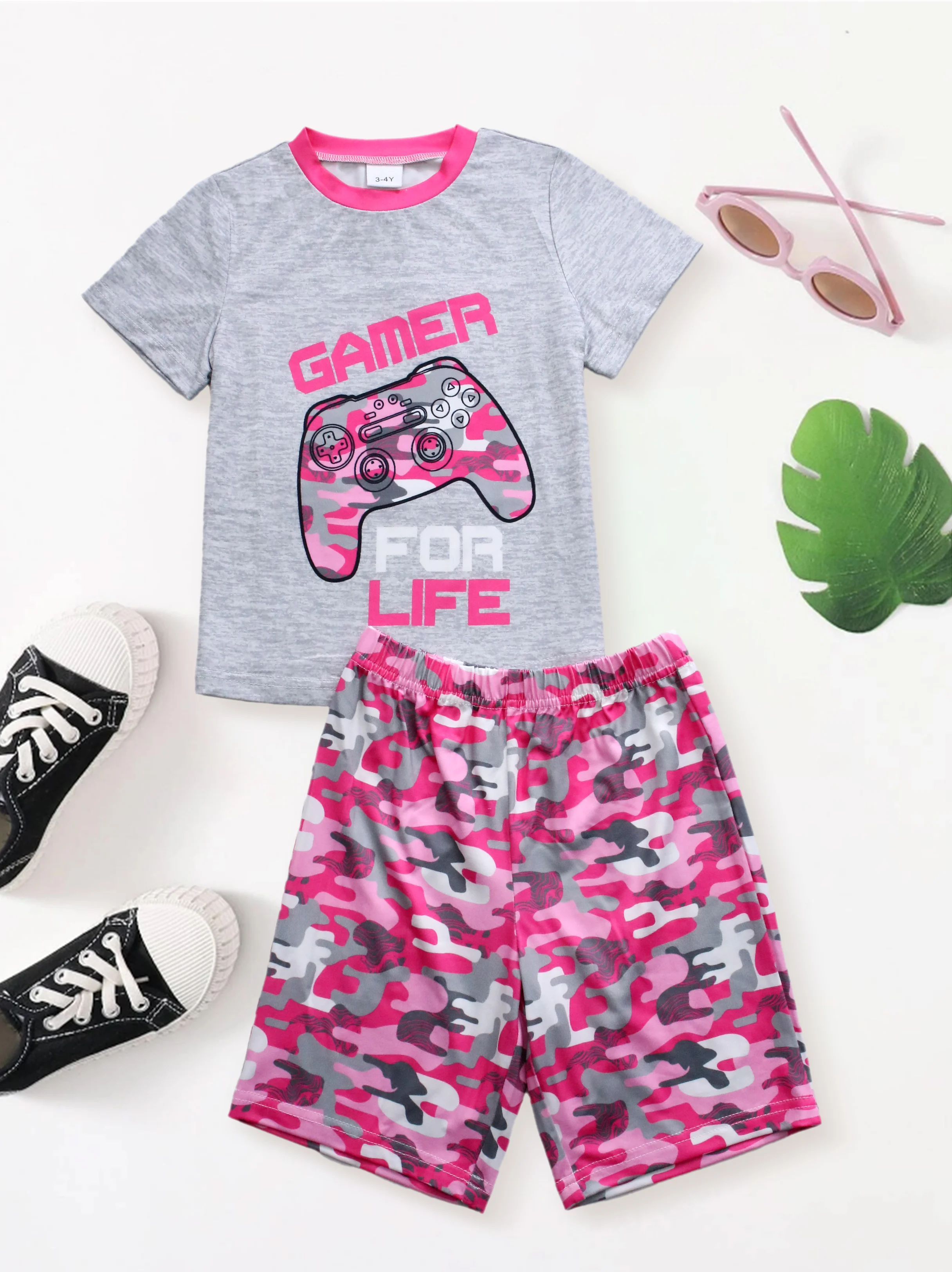 

Girls 2pcs Fashion Camouflage Gamepad Pattern Print Summer Loungewear, Short Sleeve Crew Neck Top & Short Set, Sweet Pattern Com