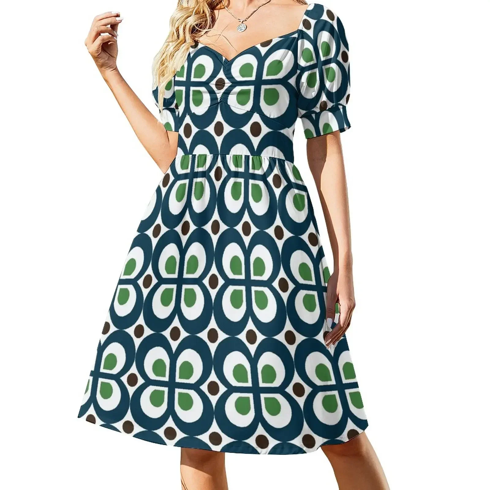 

Retro 60s Pattern Short-Sleeved Dress loose women's dress beach dress Long woman