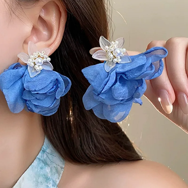 2024 summer hot seaside vacation style earrings, temperament flower earrings, niche personality, versatile earrings