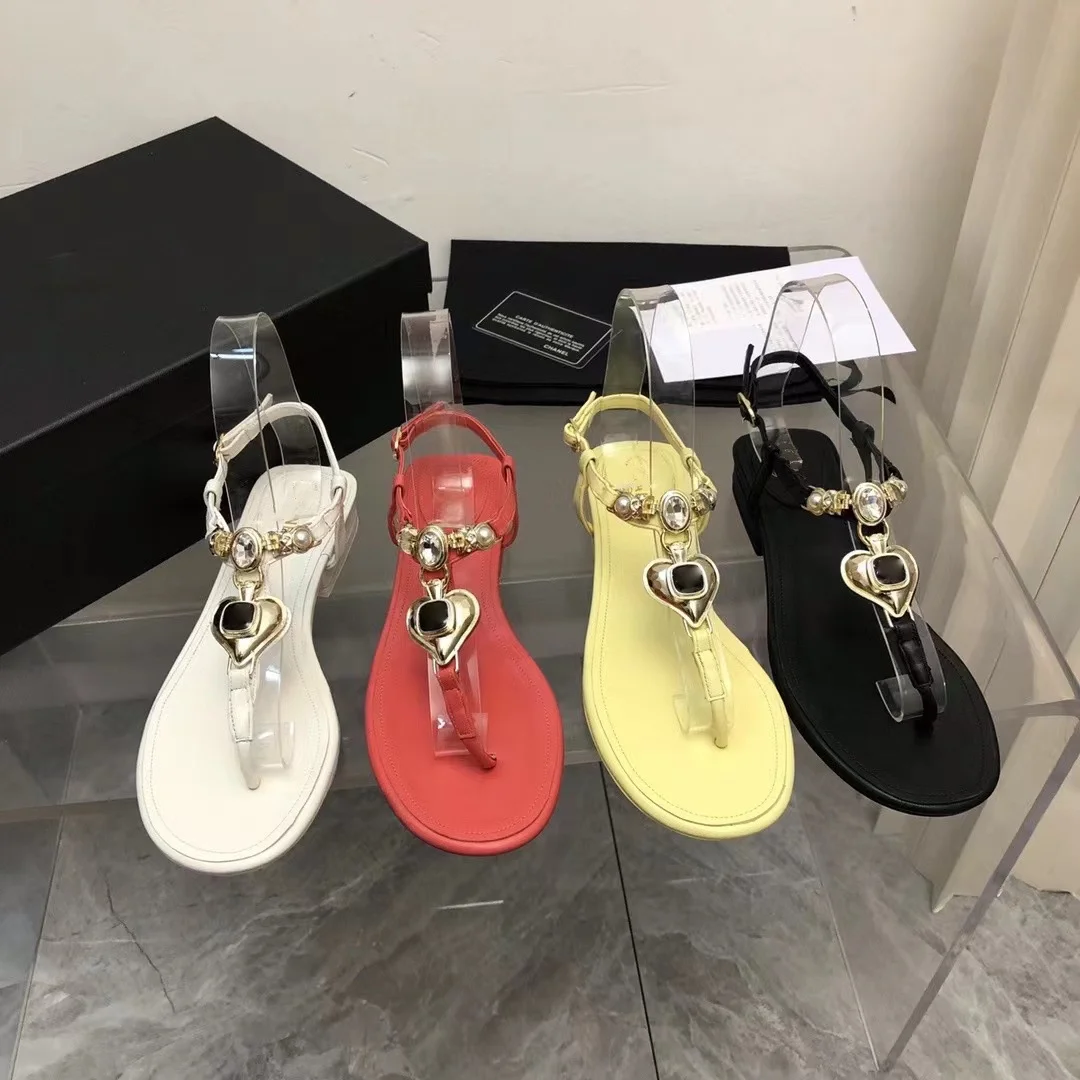 Givencci Love Gemstone T-Shaped Sandals Women Flip Flops Toe Clip Sandały Damskie Summer Vocation Beach Slippers Flat Sole Shoes