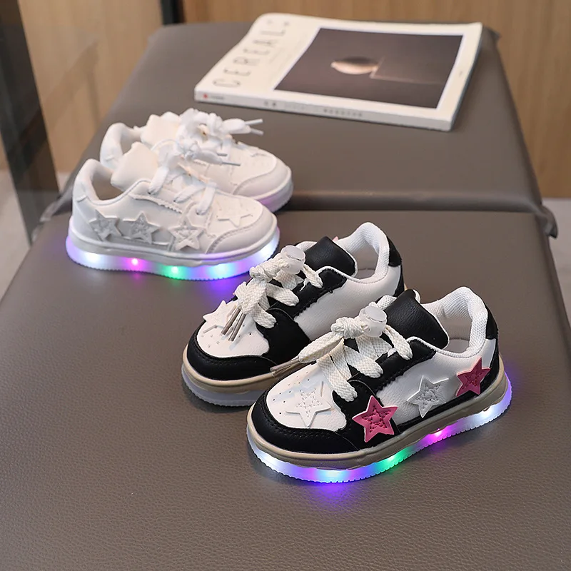 2024 Spring New LED Children Glowing Shoes Baby Luminous Sneakers Boys Girl Lighting Running Shoes Kids Breathable Mesh Sneakers