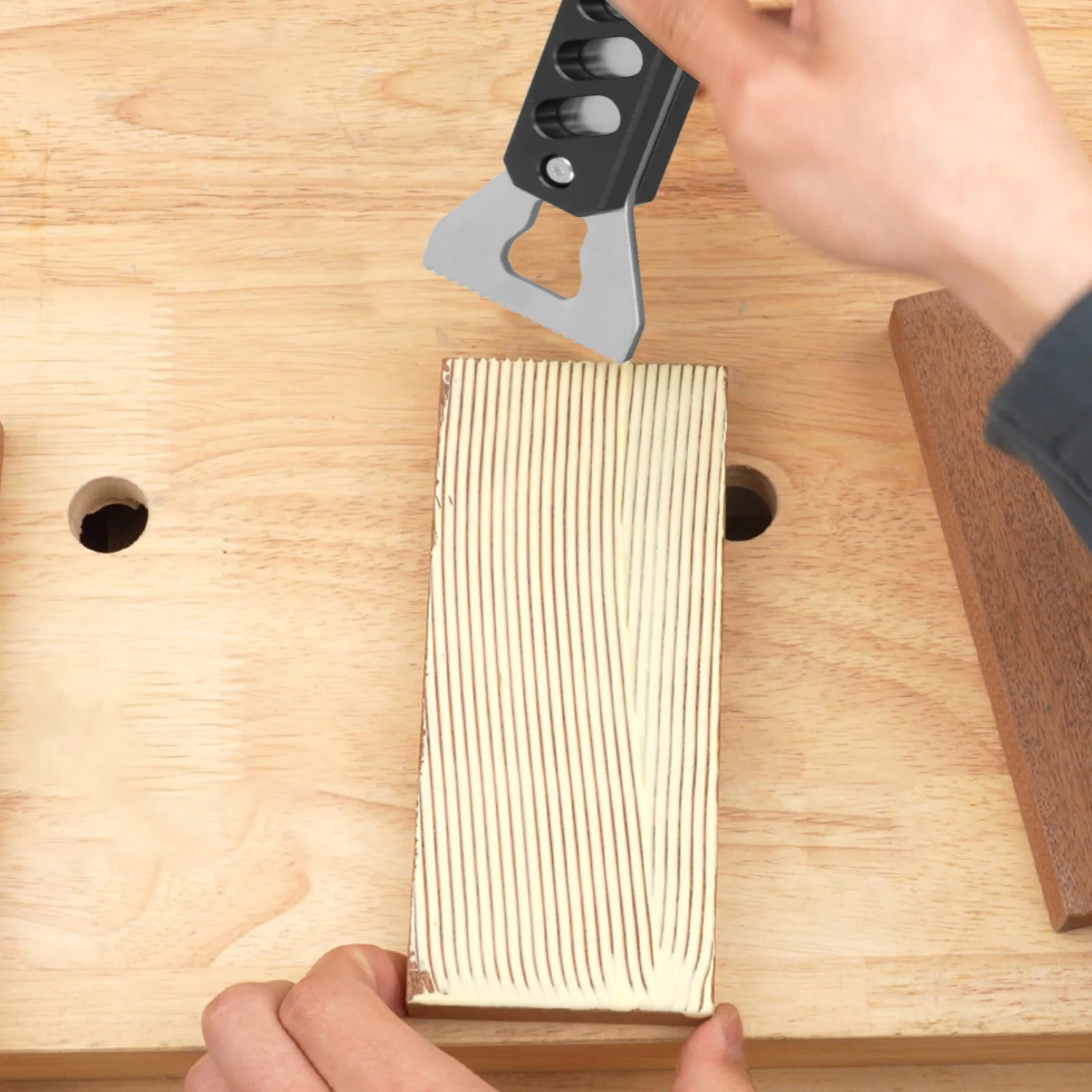 Easy Open Glue Tool CNC Aluminum Tools 1.8mm Self-Leveling Glue Even Glue Distribution Stainless Steel Thickness