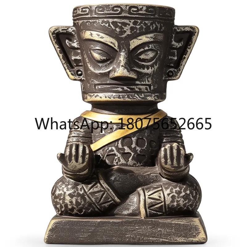 Sanxingdui cigar holder - creative retro desktop ornament