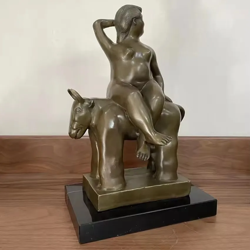 

Bronze Fernando Botero Sculpture Woman Ridding Statue Abstract Replica Gorgeous Home Decor Collection