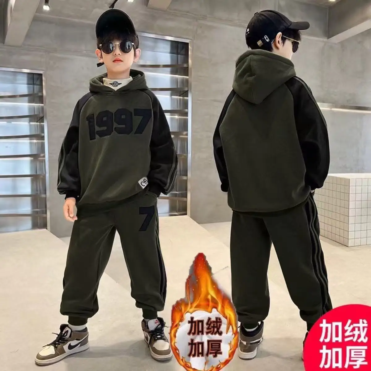 

Boys Spring and Autumn Sports Set 2025 New Fashionable Children's Casual Clothing Handsome Boys Two Piece Set Kids Outfits
