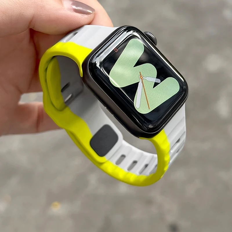 Strap For Apple Watch Band 49mm 46mm 44mm 45mm 41mm 40mm 42mm Soft Silicone sport Bracelet iwatch Serise 10 8 7 SE 6 Ultra 49mm