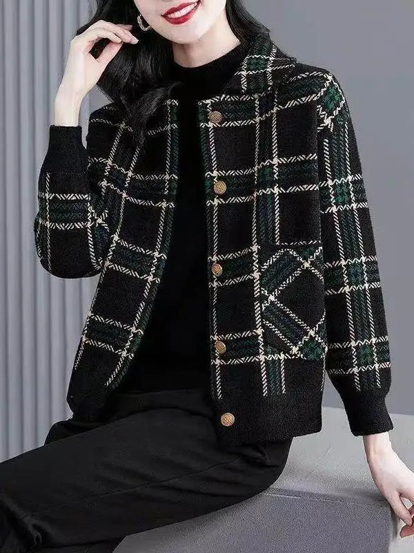 

Зимняя толстая шерстяная куртка больших размеров для женщин среднего и пожилого возраста, повседневный стиль, с завышенной талией, корейская версия, для фигуры типа «груша»