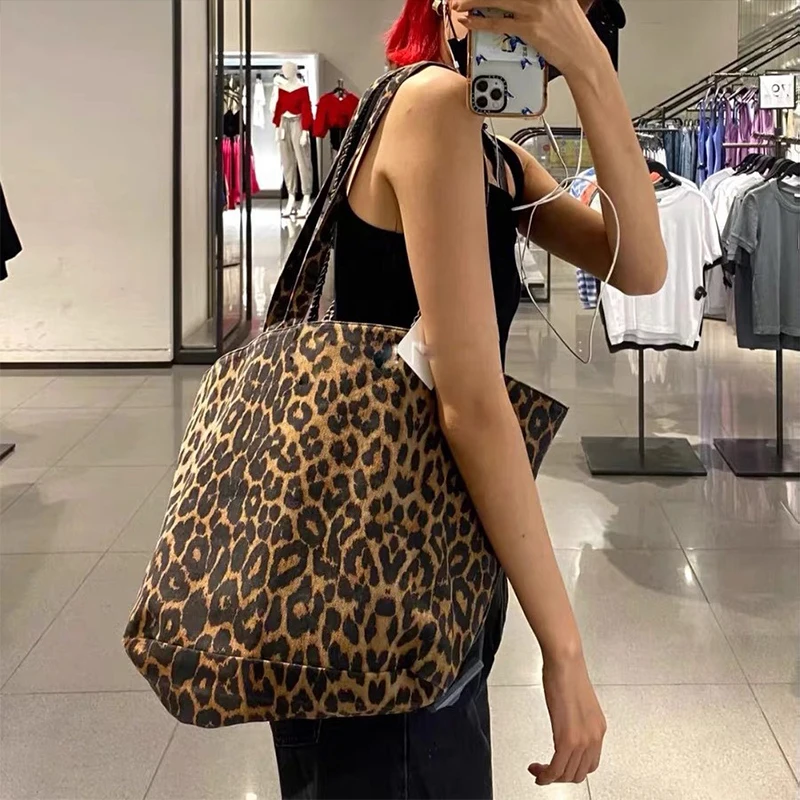 Leopard Print Large Tote Bag Women\'s Autumn Designer Casual Shoulder Shopping Bag Ladies Commuter Underarm Bag Large Capacity