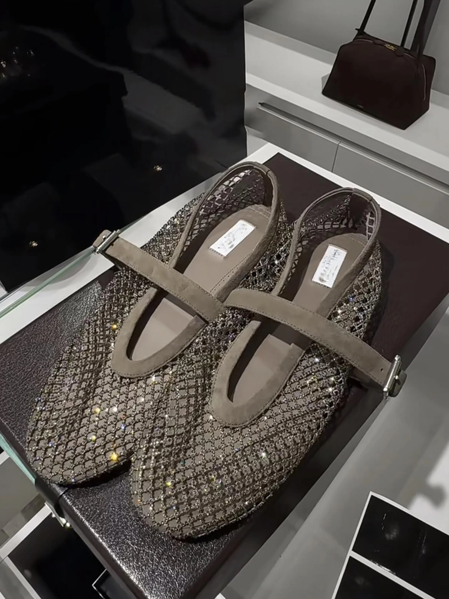 sandali-da-donna-mary-jane-traforati-con-strass-traspiranti-estivi-con-fibbia-alla-moda-casual