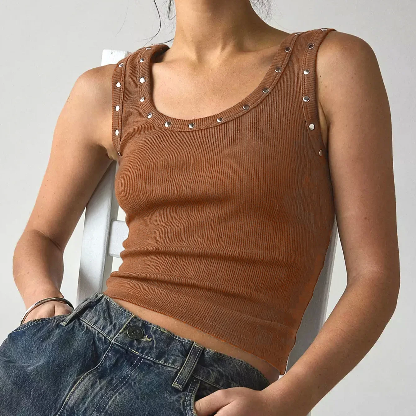 Y2K Rivet Trim Ribbed Crop Tan - Tank Top Ribbed ulasan dan harga