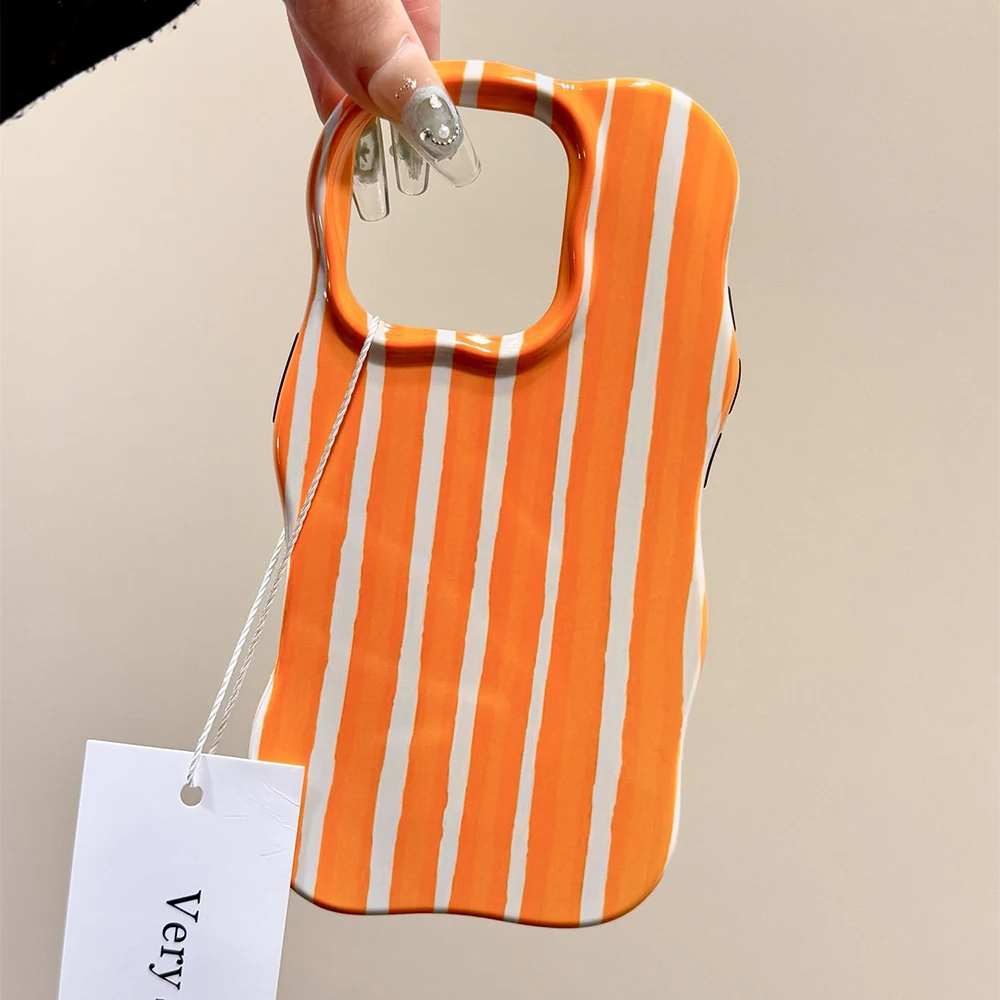 Luxuriöse 2-in-1 Glänzende Zweifarbige Wellenstreifen-Hülle für iPhone 13 14 15 16 17 18 Pro Max mit Farbkollisions-Design und Stoßfestem Schutz – Detail 7