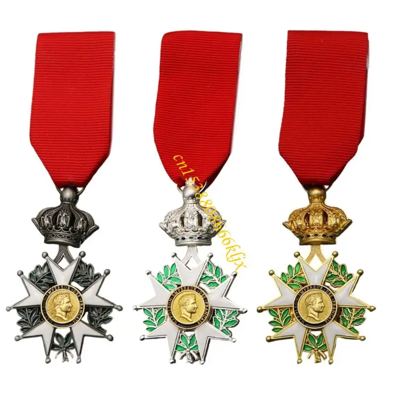 

Historical Reenactment Metal Badge Design Costume Decoration 3 Color Variants 066C