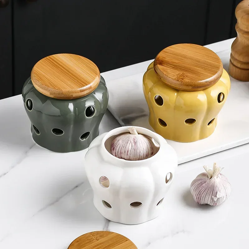 Hollow Openwork Ceramic Garlic Storage Jar with Lid Pumpkin Shape Garlic Head Ginger Chili Pepper Storage Jars Candle Lampshade