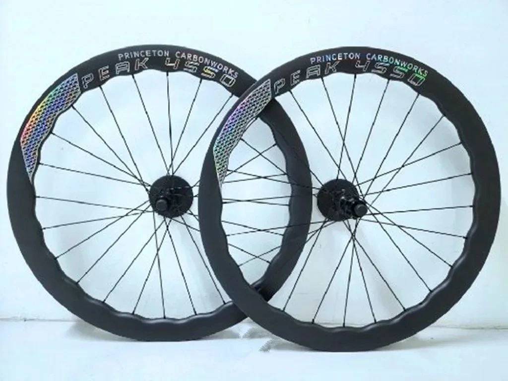 2023 New Arrival  4550 Carbon Disc Brake Road Bicycle Wheelset 25mm Width Clincher UD Glossy U Shape