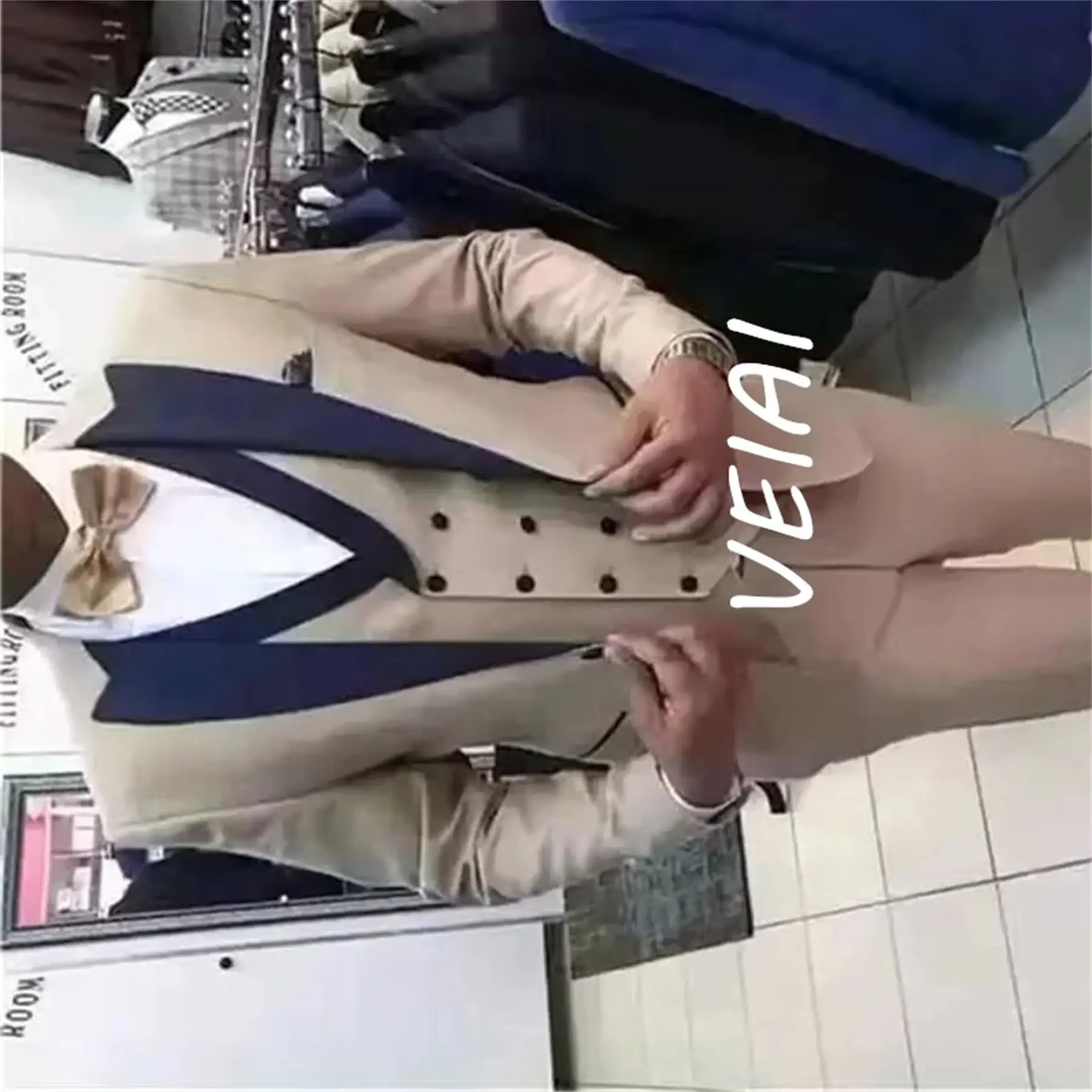

CustomizedBeige Slim Fit Wedding Tuxedo for Groom 3 Piece Casual Man Suits Peaked Lapel Custom Waistcoat with Pants Male Fashion