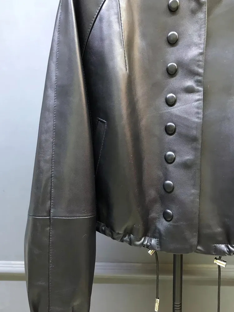 Giacca corta da donna chic in vera pelle con o-collo Cappotto monopetto con personalità Primavera Autunno Nuovo stile Capispalla in vera pelle di pecora