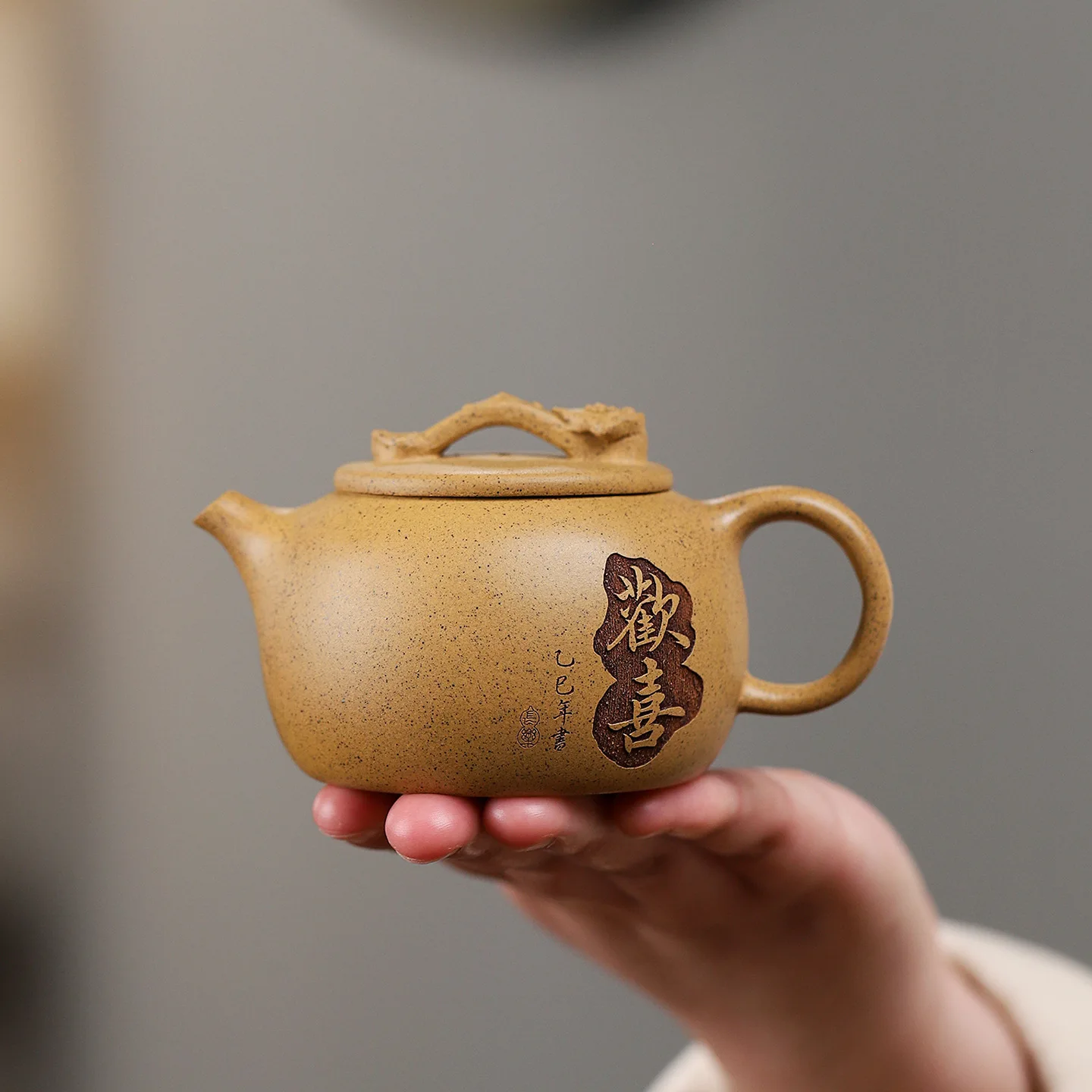 160cc High-end Yixing Purple Clay Teapots Handmade Pot Raw Ore Zhu Mud Kettle With Filter Zisha Tea Set Tea Services Gift
