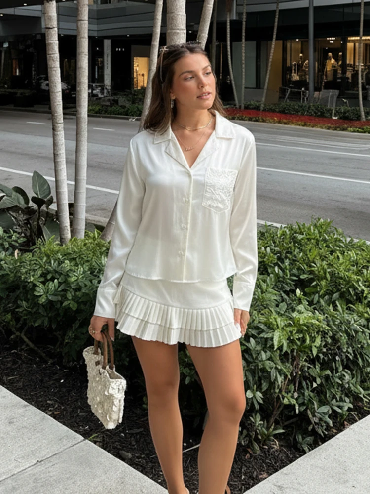 HH أزياء المرأة جيب مطرزة مزين قميص الربيع الصيف عارضة طويلة الأكمام فضفاضة بلون عطلة البلوزات