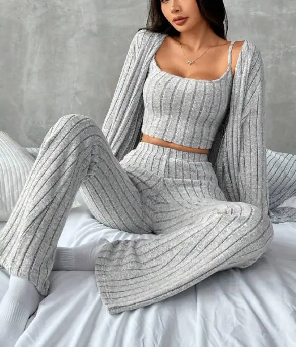 2026 autumn and winter new women's clothing lazy style fashion set, fashionable and casual home knitting three piece set