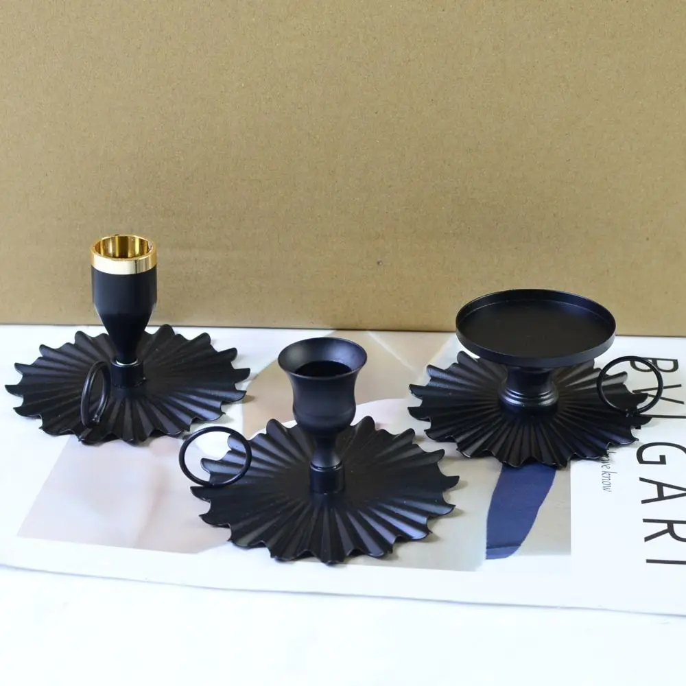 Creative Iron Art Fan-shaped Candle Holder Cast Decor Exquisite Hand-held Candle Cup Handmade Black Aromatherapy Tray Desktop