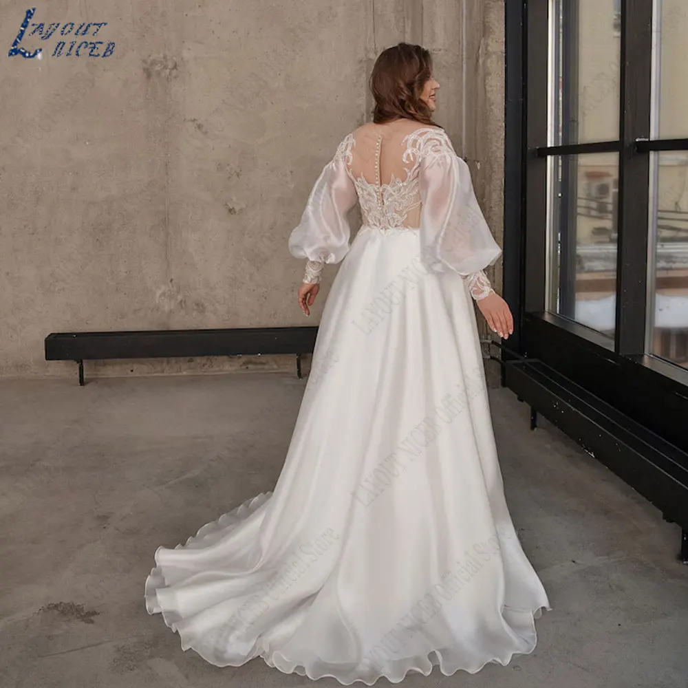 LAYOUT NICEB Kant Appliques A-lijn Trouwjurken Puff Mouw Satijn Bruidjurken Plus Size Backless Buttons gewaden de mariée 2024LAYOUT NICEB Kant Appliques A-lijn Trouwjurken Puff Mouw Satijn Bruidjurken Plus Size Backles