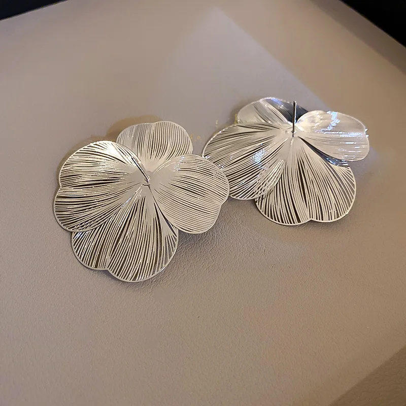 New Fashion Translucent Flower Stud Earrings for Women Acrylic Imitation Pearl Big Floral Korean Fairy Girls Lovely Ear Jewelry