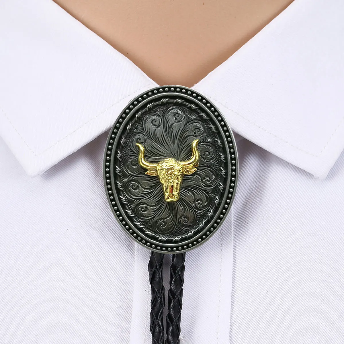 

Sue Che Men's Retro Golden Animal Head Bolo Tie Western Style Fashion Accessory