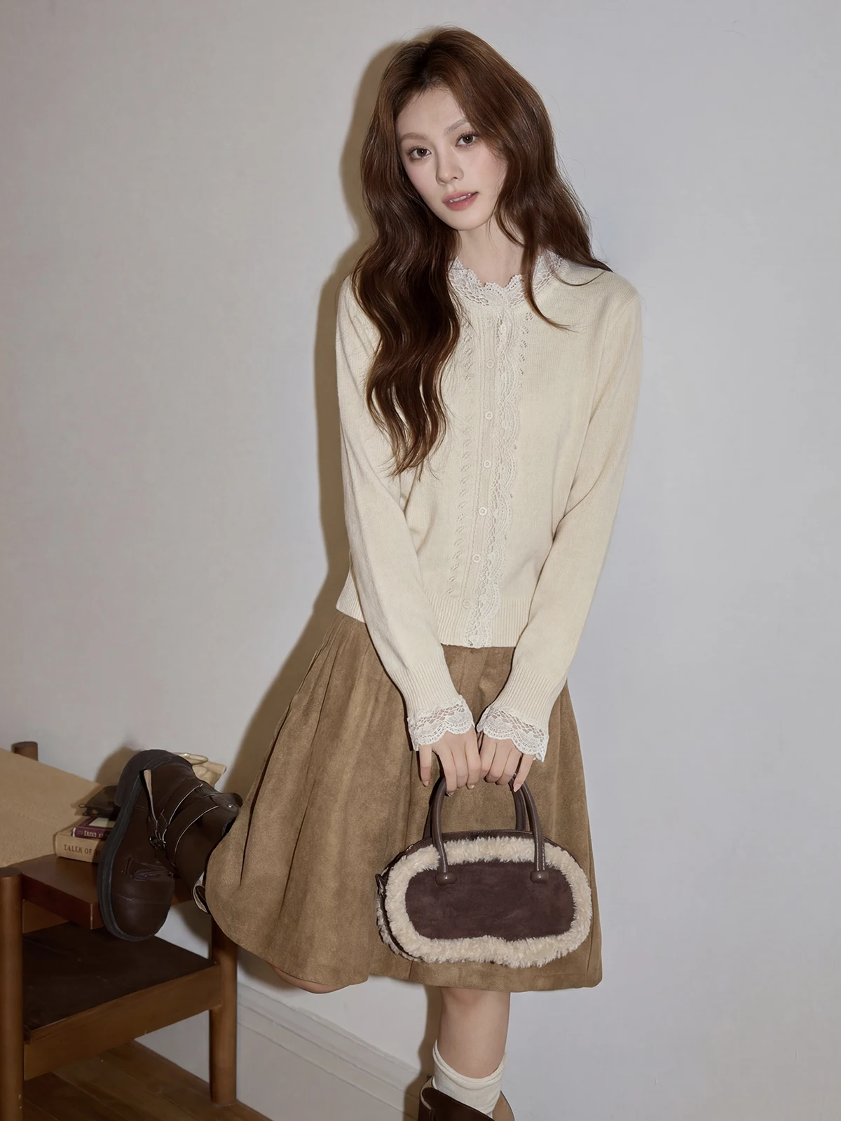 

Winter Women's Long Sve Knitted Lace Splicing White Sweater Korean Sle Soft Floral Design Versatile Open Cardigan