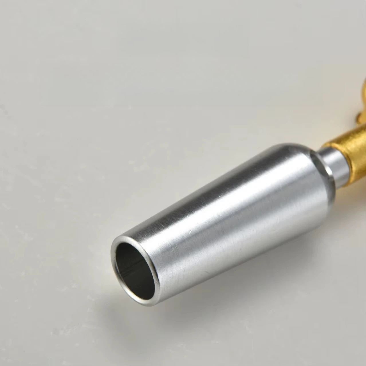 

High Pressure Pneumatic Dust Blowing Gun Big Head Round Mouth Metal Vehicle Mounted Dust Removal Tool Dust Removal Spray Gun