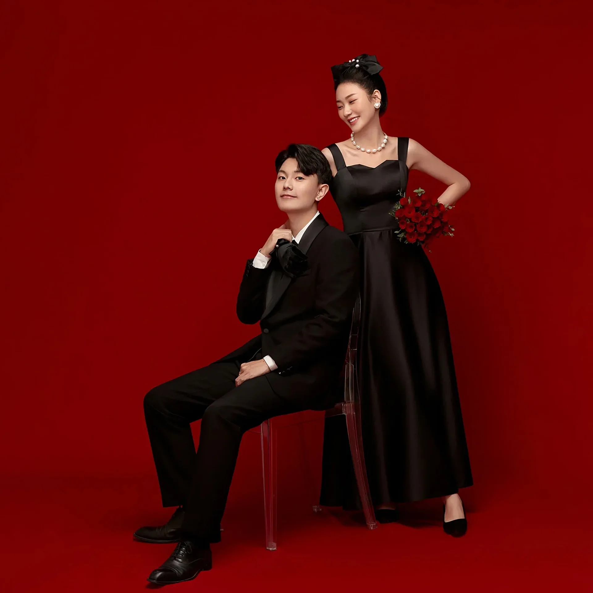 블랙 새틴 라이트 캐미솔 웨딩 원피스, 중간 길이 스튜디오 테마 커플, 저녁 사진 촬영, 고급 감각, 한국 스타일