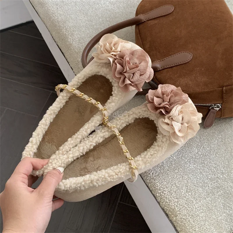 2025 New French Retro 3D Flower Flats Round Head Plush Inner Single Shoes Metal Chain Buckle Winter Ballet Shoes Mary Jane 35-39