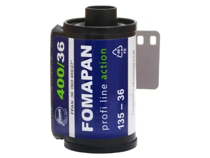 

Original Fomapan 400 Action 135 (35mm) Black and White Film 36 Exposures Vintage Analog Camera Film for 135 Format Film Cameras