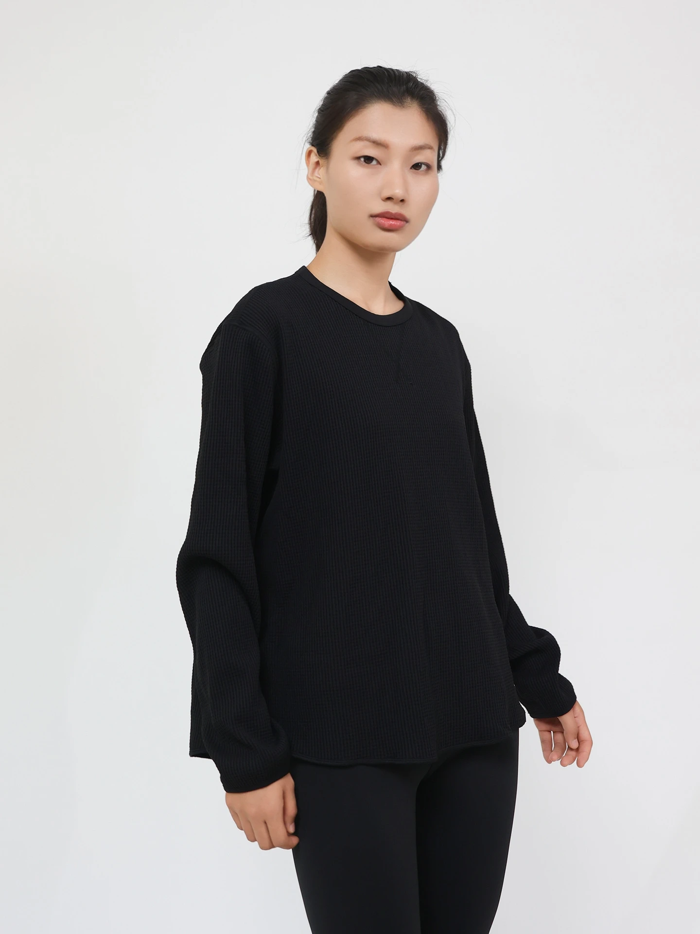 

Свободная женская футболка с длинным рукавом и круглым вырезом, базовый слой, удобная, осенне-зимняя, простая, повседневная, модная, RIXINJIA GG237G