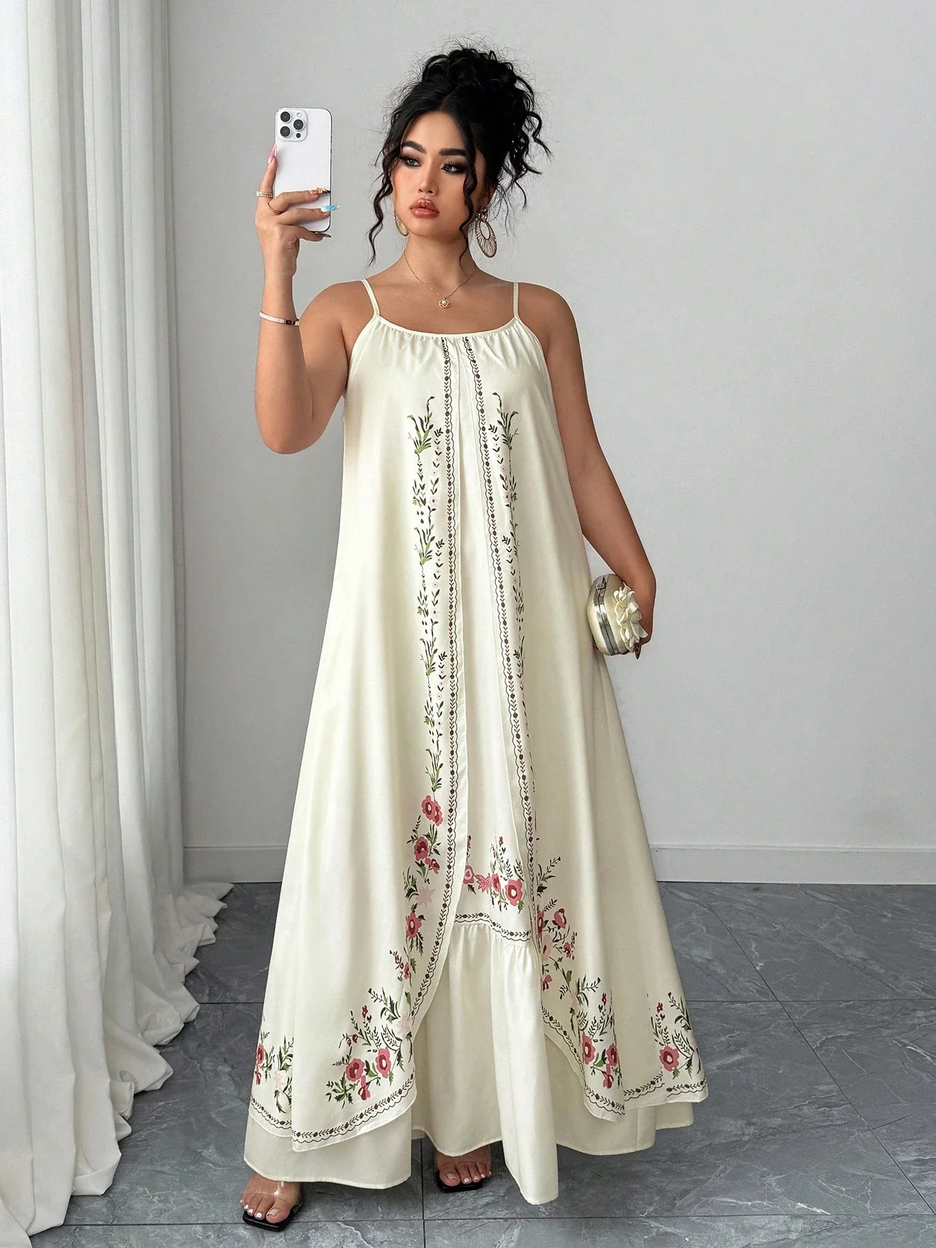 

Bohemian Floral Embroidered Maxi Dress For Women Summer Beach Holiday Casual
