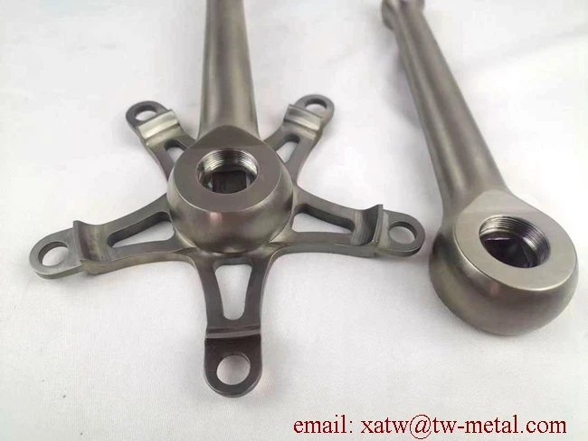 XACD Titanium Bicycle Crankset For Road Bicycles & Cruisers BSA Thread Bottom Bracket 170mm Crank Length 130mm BCD Customizable