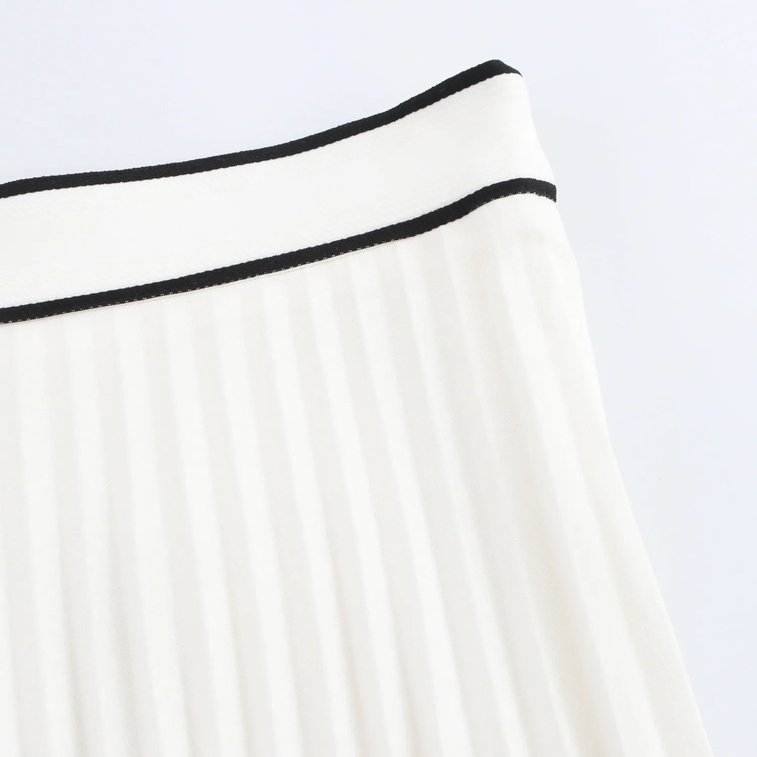 Women's high waist pleated elegant versatile casual skirt pants new fashion A-line short skirt college style commuting white
