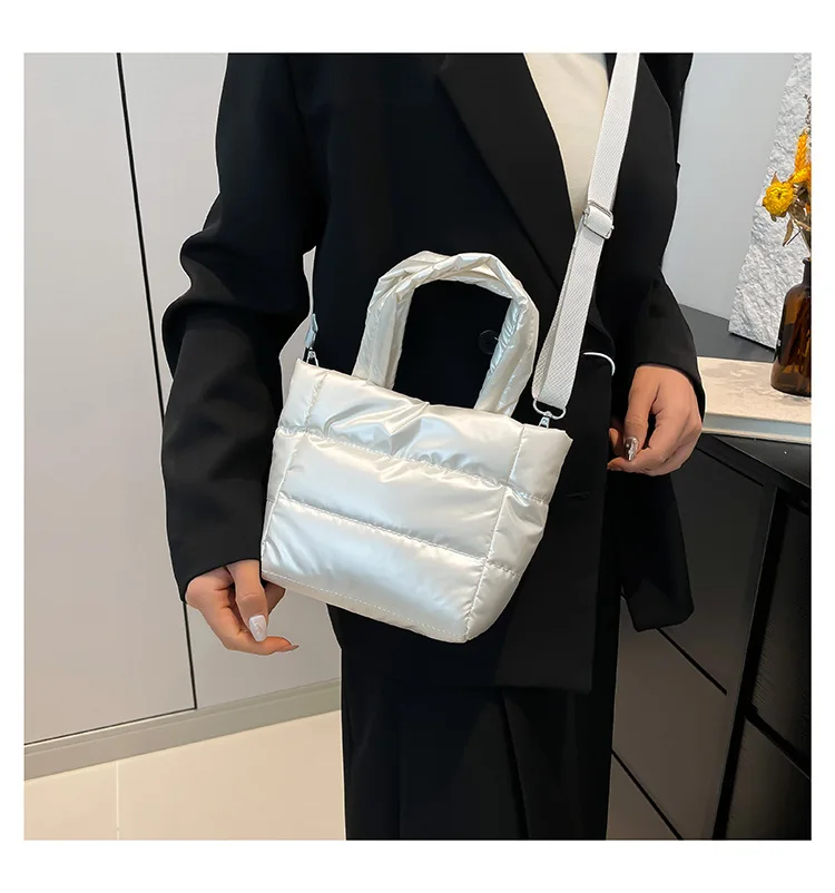 Frauen Taschen Frau Puffy Leichte Handtasche Große Kapazität Gesteppte Schulter Tasche Verstellbaren Riemen Puffer Tote Handtasche Einkaufstasche – Detail 12