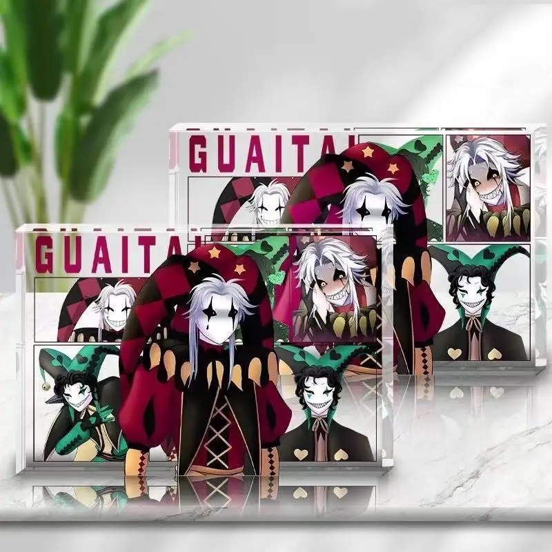 המוצר המושלם ליום הולדת: The Freak Circus Harlequin Acrylic Card Brick Game Peripheral Desktop Ornament