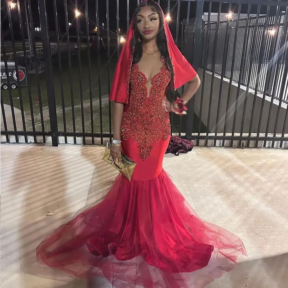 

Sparkly Red Prom Dresses 2024 Sheer Neck Luxury Crystals Diamond Tulle Mermaid Party Gowns For Black Girl Evening Dress Long