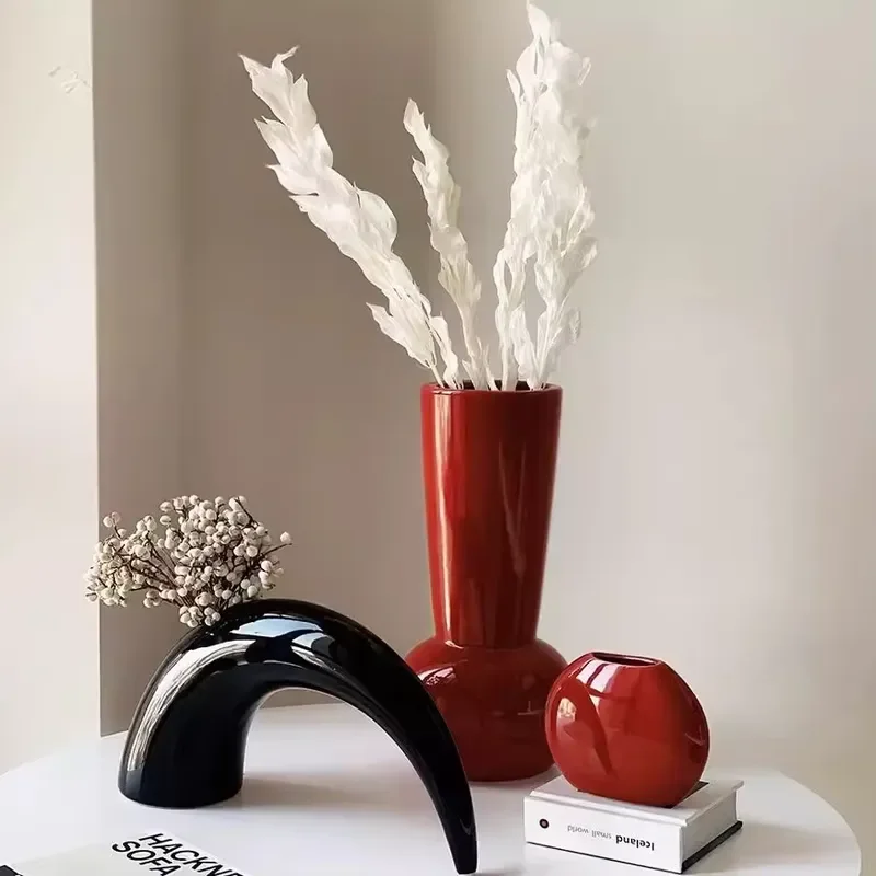 Light Luxury French Matte Ceramic Desktop Vase Small High End Home Decorations Suitable For Weddings Customizable Logos