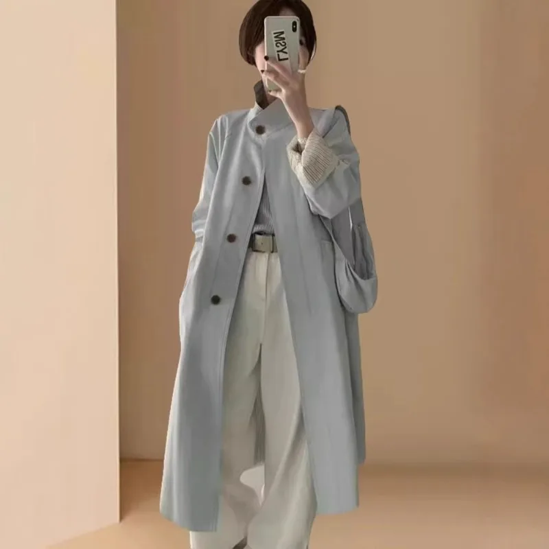 Autumn Top with Beige Stripes. Mid-length Korean-style Trench Coat with A Stylish Stand-up Collar. Perfect Commuter Jacket Women