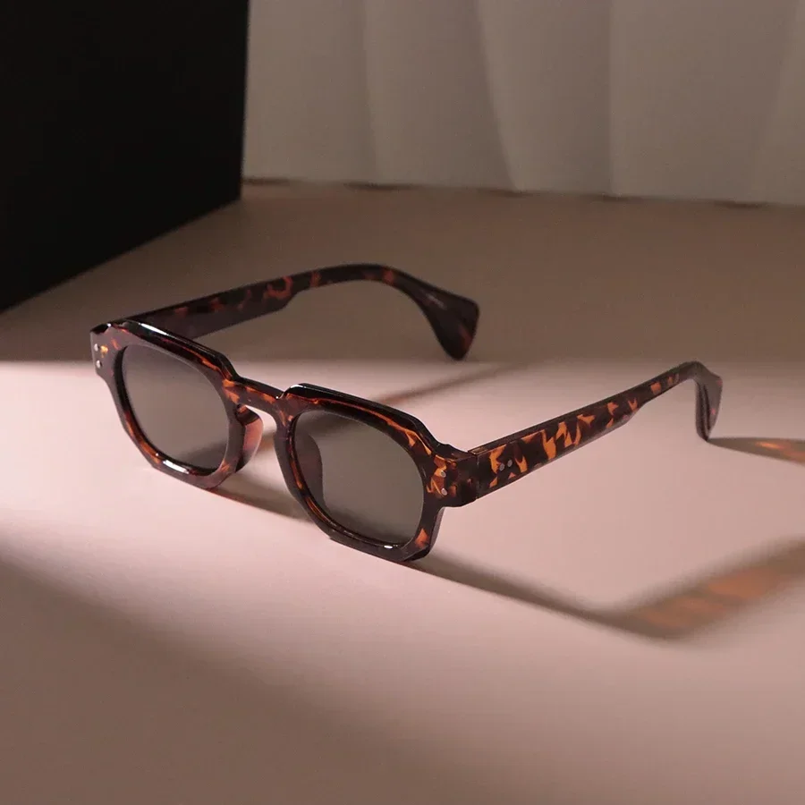 Gafas De Sol cuadradas Vintage para hombre y mujer, lentes De Sol Retro De diseñador, espejo para viaje al aire libre